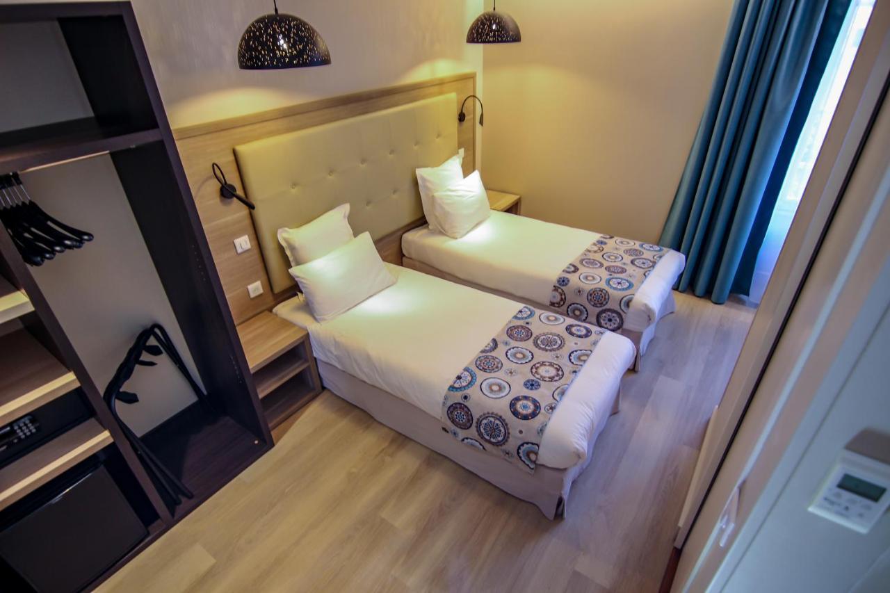 Hotel Montaigne 3*